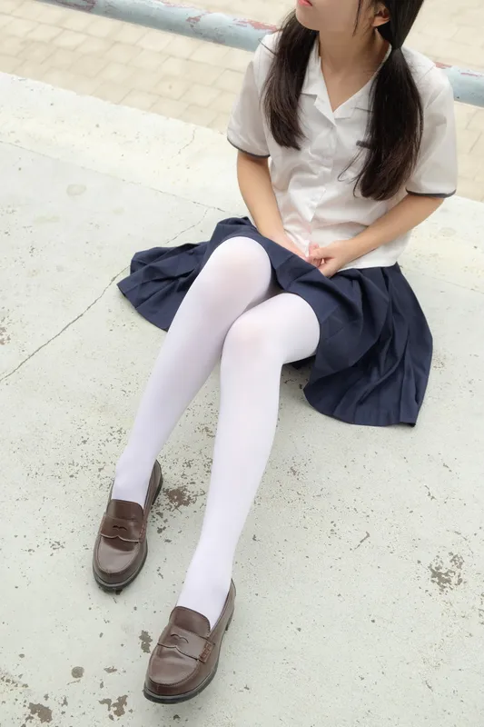 森萝财团 R15-034 [102P]插图9
